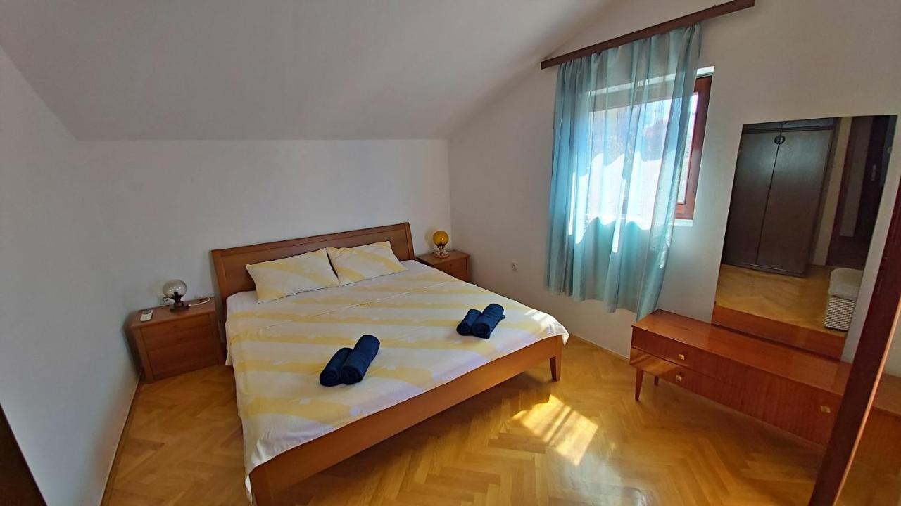 Apartment Roscic Omiš Kültér fotó