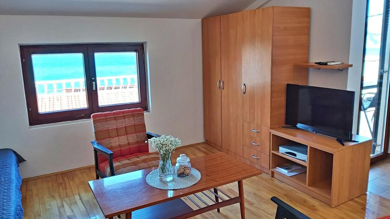Apartment Roscic Omiš Kültér fotó